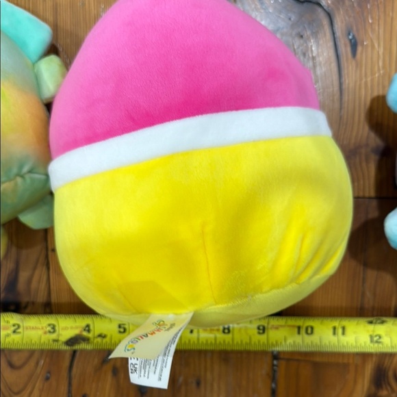 Squishmallows 7.5" Mariska The Flamin' Hot Fries  and two plush toys - Picture 4 of 6